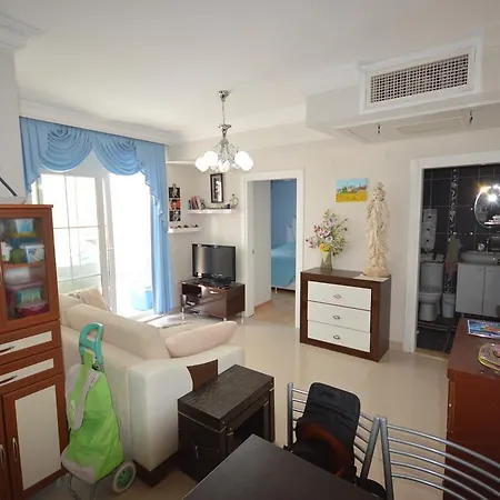 Apartment Gardenya House *
